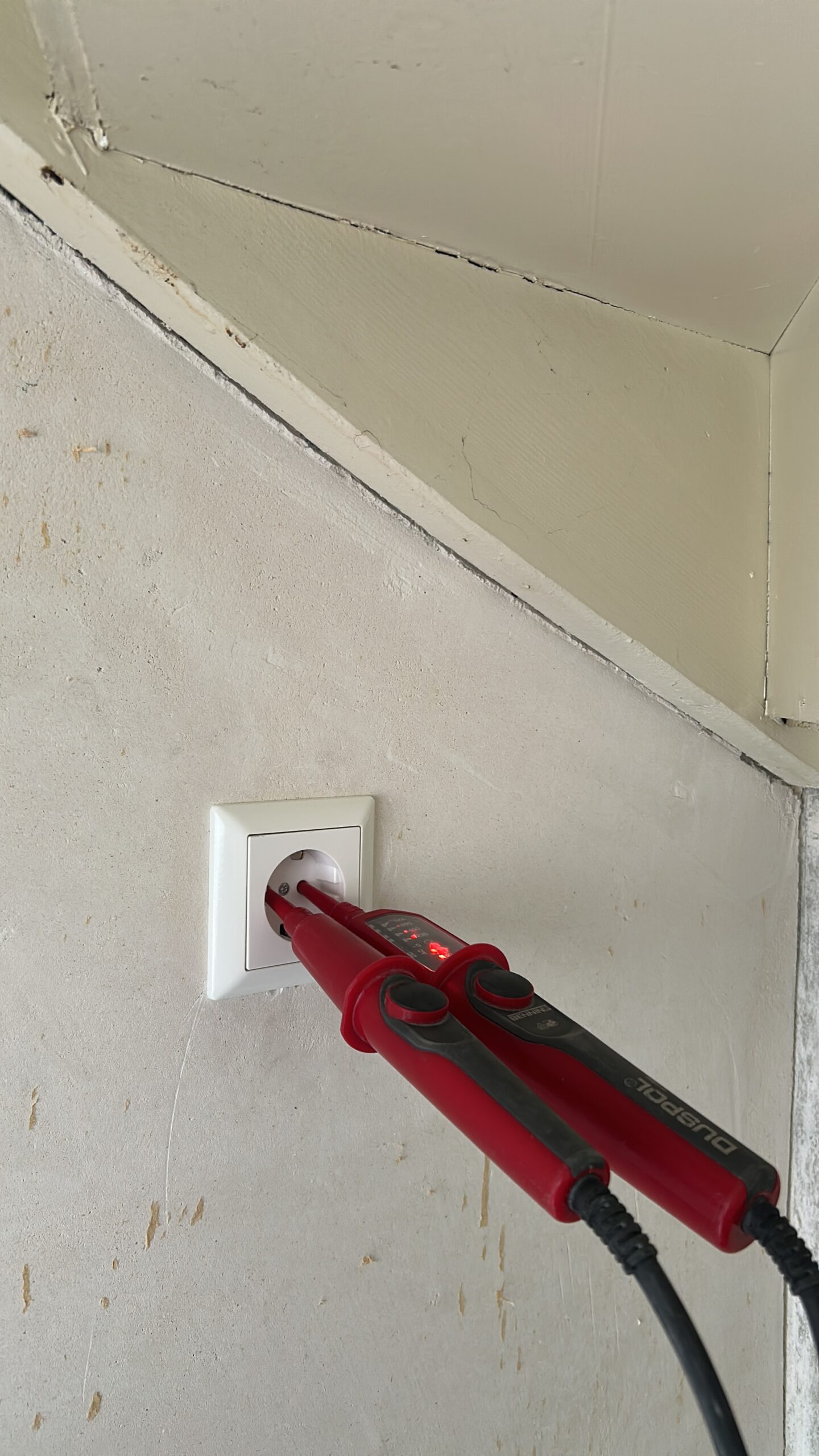 Nieuwe meterkast plaatsen